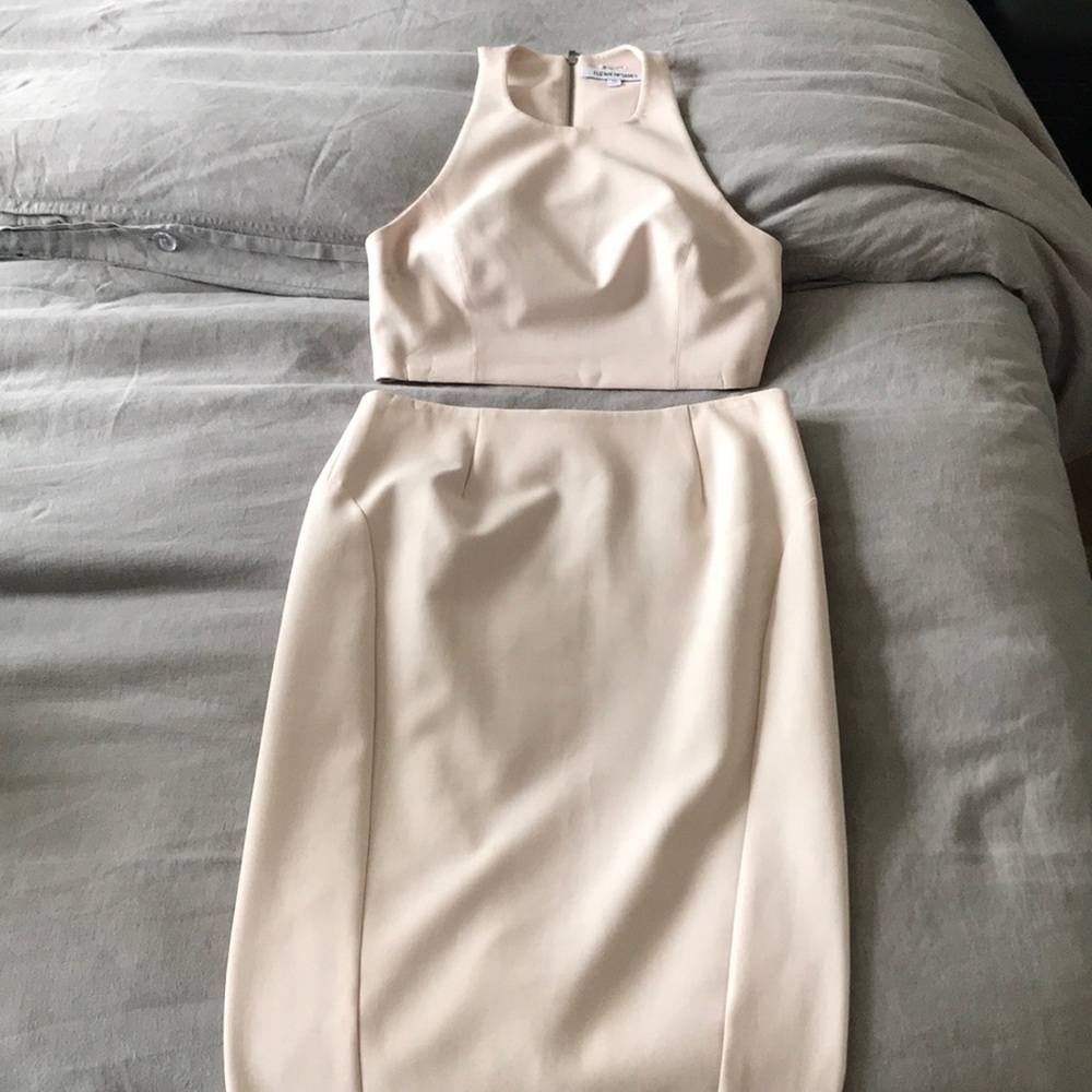 Elizabeth and James two piece set | Nearly New (SOLD)